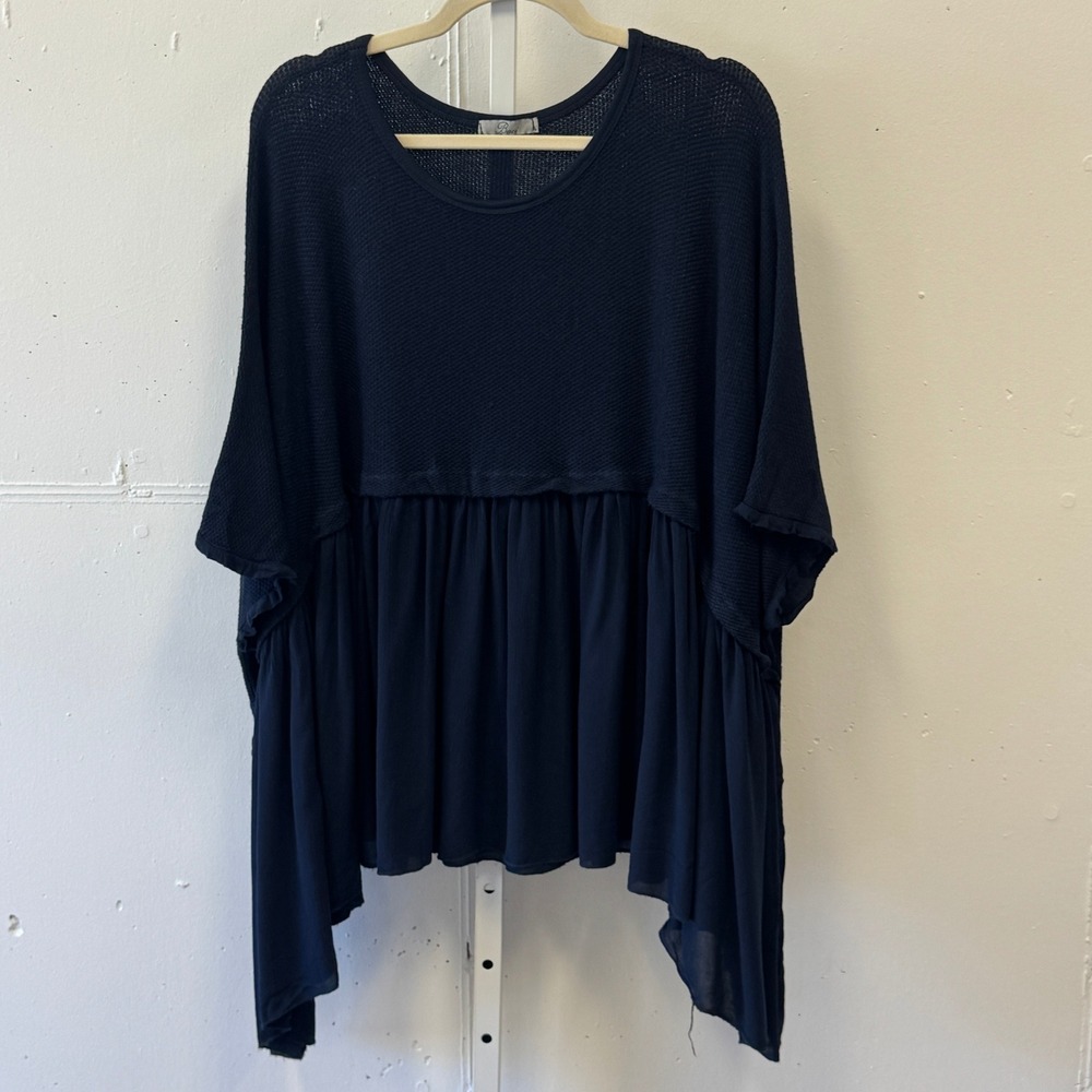 Baci Italy Navy Blue Mixed Media Tiered‎ Tunic Top Oversized Ruffle Hem One Size
